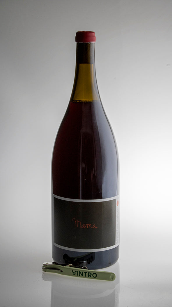 2024, Mama, Magnum